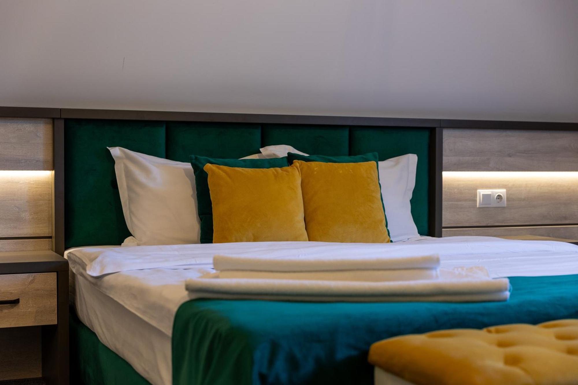 Loft By Lumiere Sibiu Hotel Exterior photo